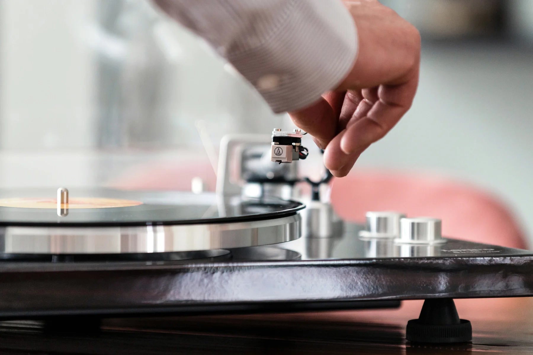 Tornamesa Lenco LBT-188WA Nogal Bluetooth - USB