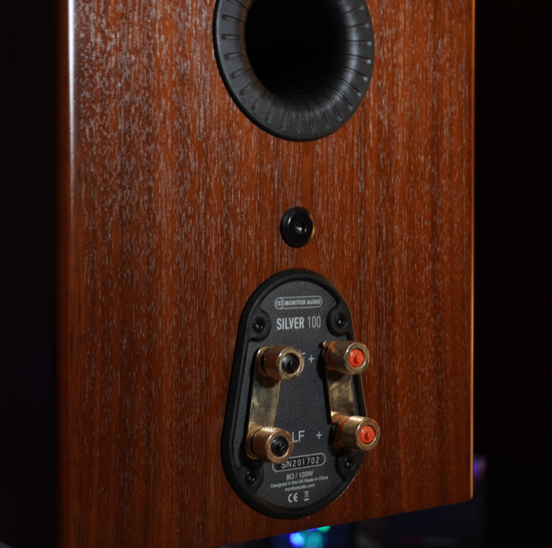 (Consignación) Parlantes Bookshelf Silver 100 6G Monitor Audio