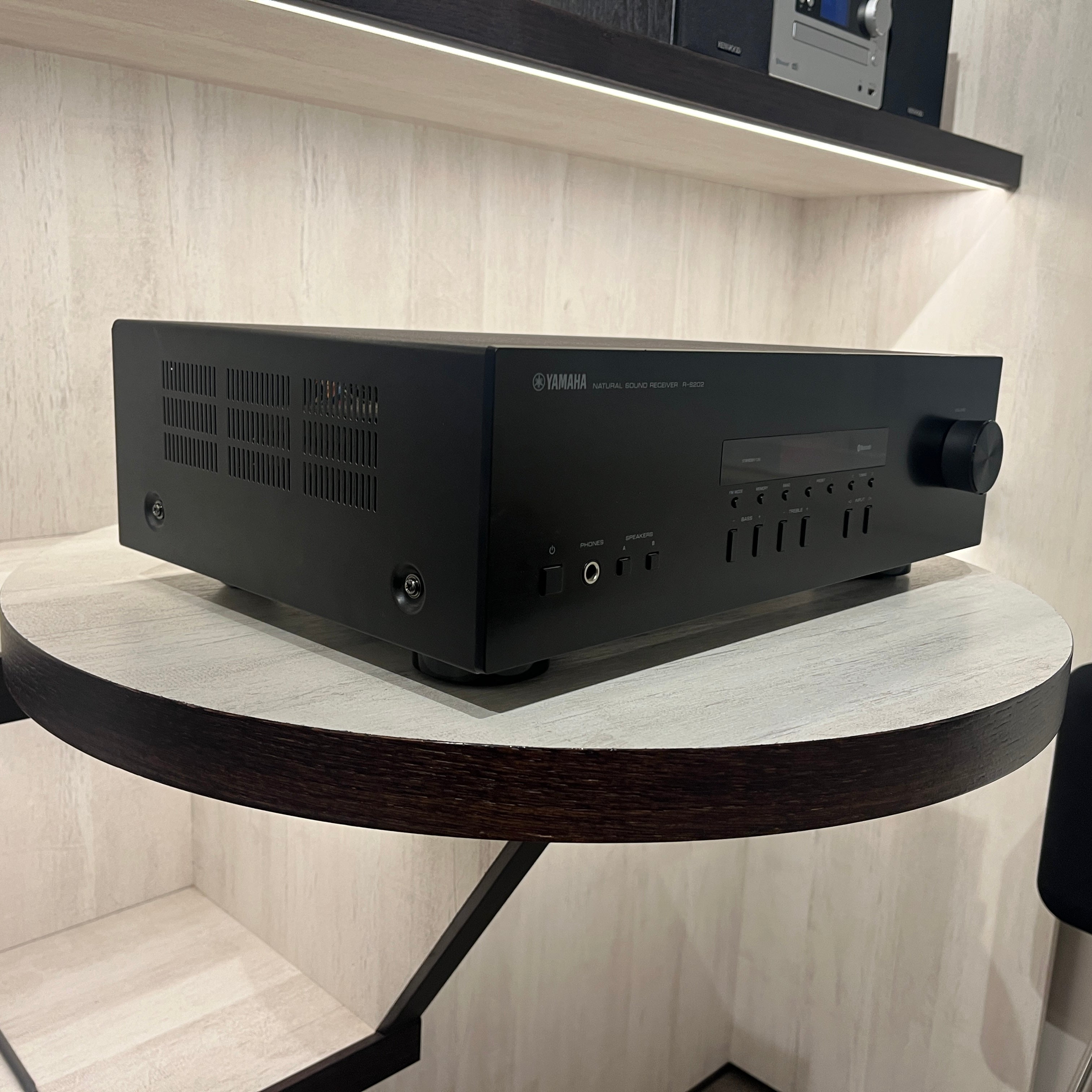 (Exhibición) Receiver Estéreo Yamaha R-S202D Bluetooth AM/FM