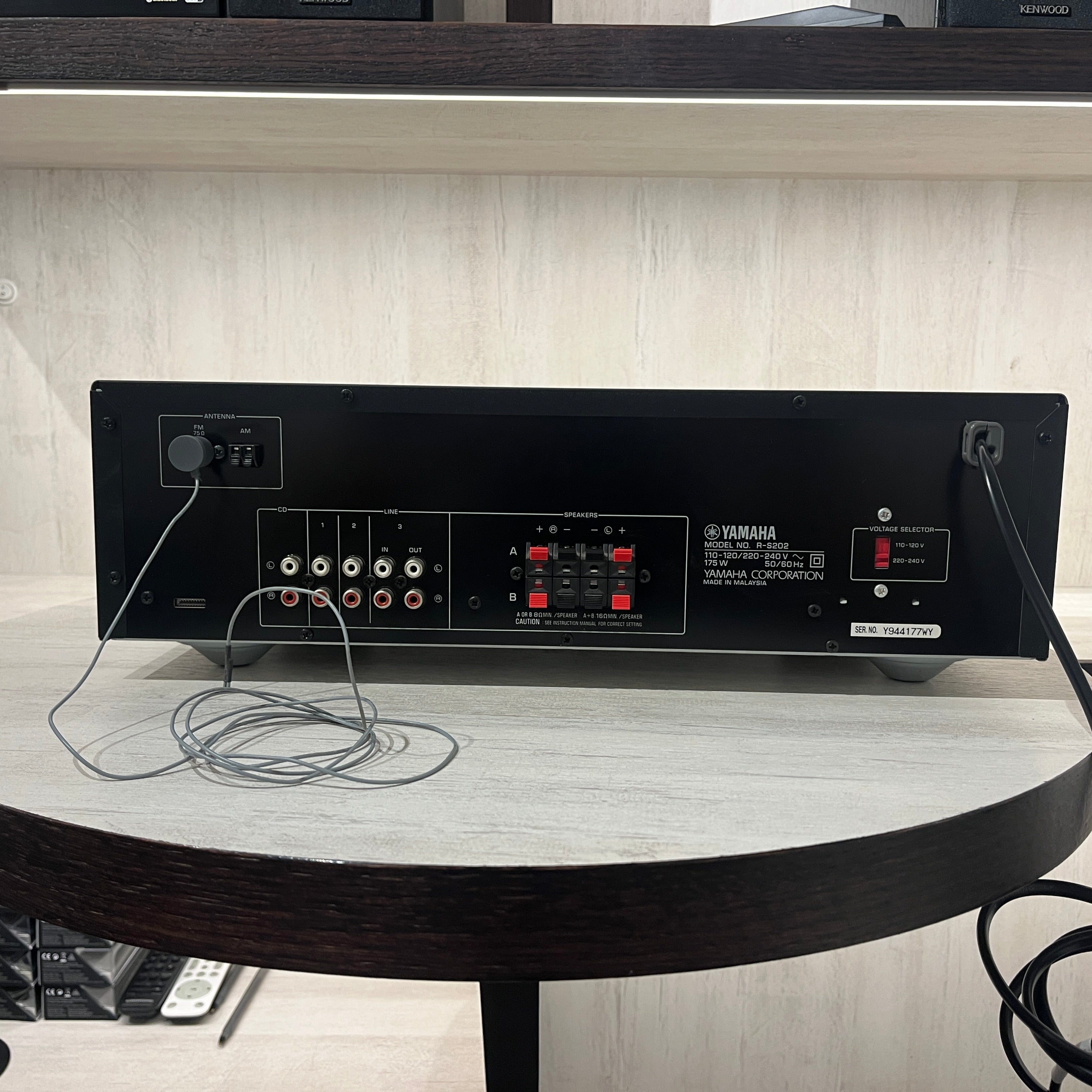 (Exhibición) Receiver Estéreo Yamaha R-S202D Bluetooth AM/FM