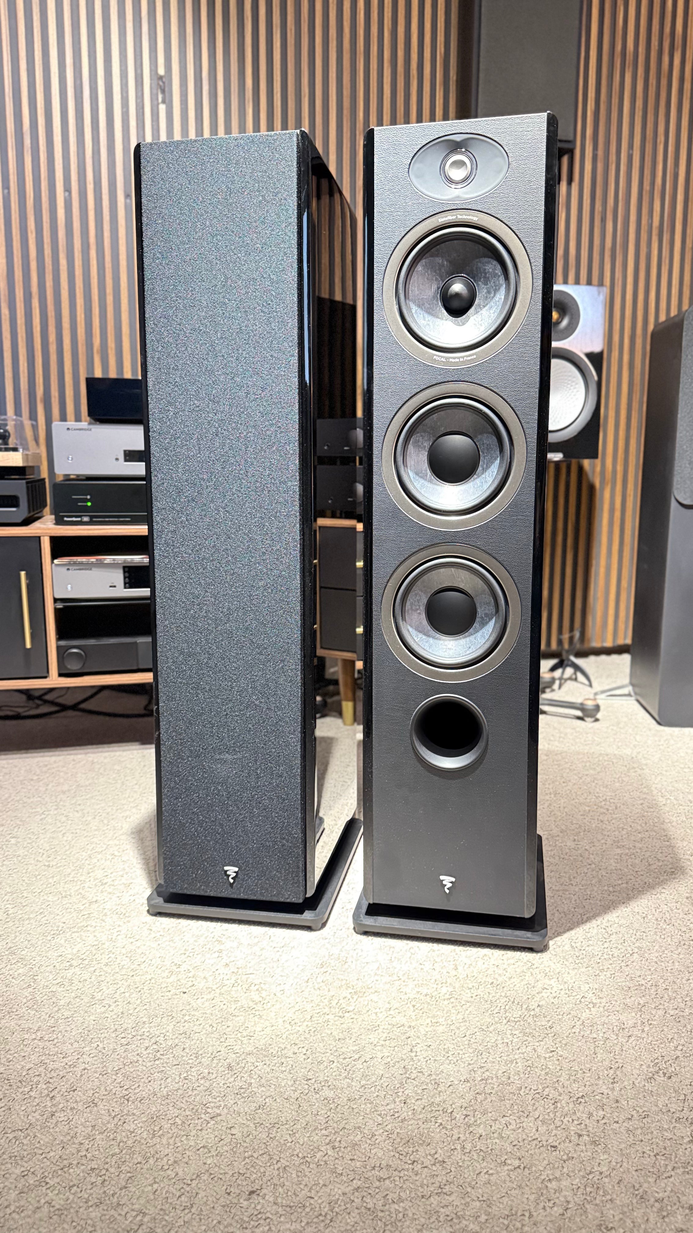 Focal Parlantes Columna Vestia N2 (Par) (CONSIGNACIÓN)