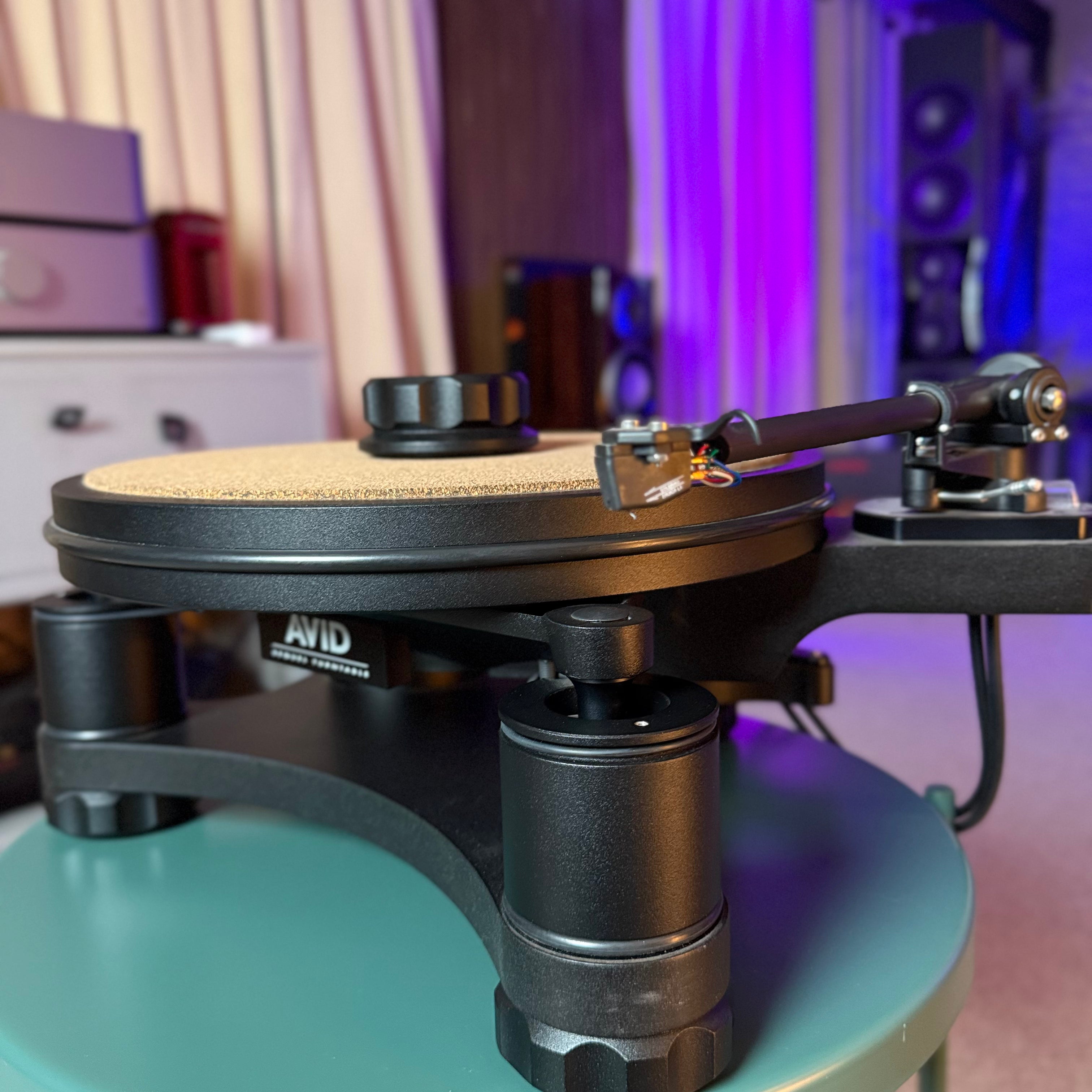 Avid Sequel SP (Semi Nuevo) - Tornamesa High-End Con Sistema Twin Belt Drive