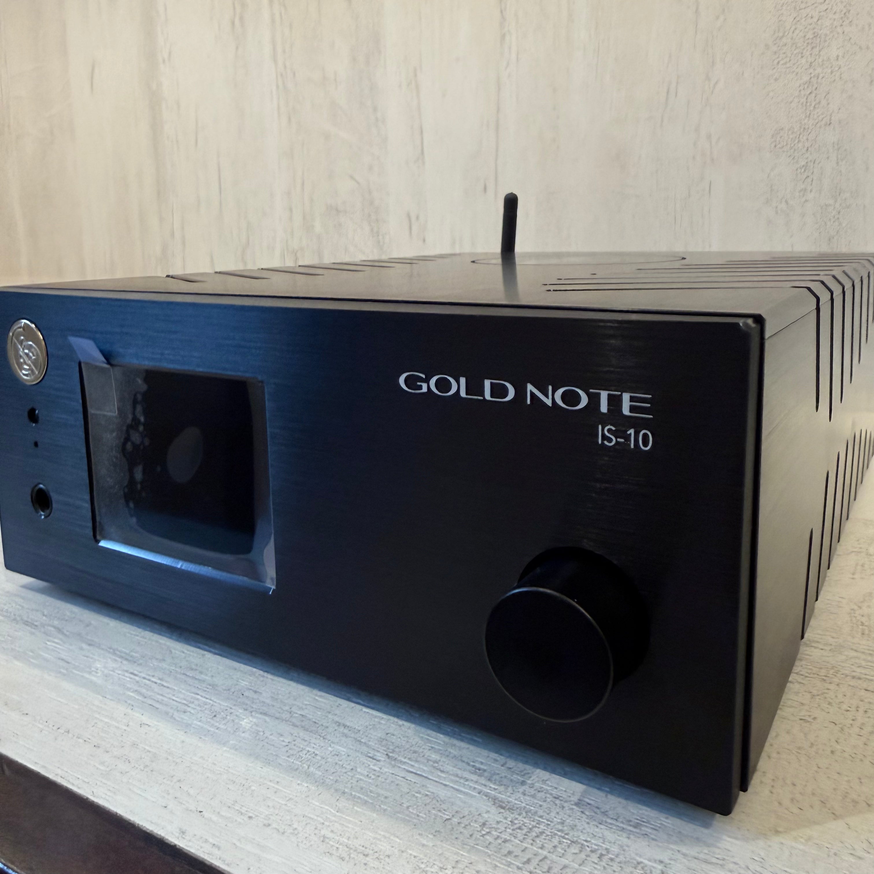 Amplificador Integrado Gold Note IS-10 (CONSIGNACIÓN)