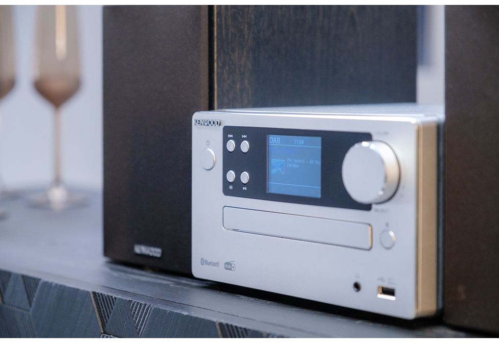 Microcomponente Kenwood M-725DAB CD-Player, USB, Bluetooth, Radio FM