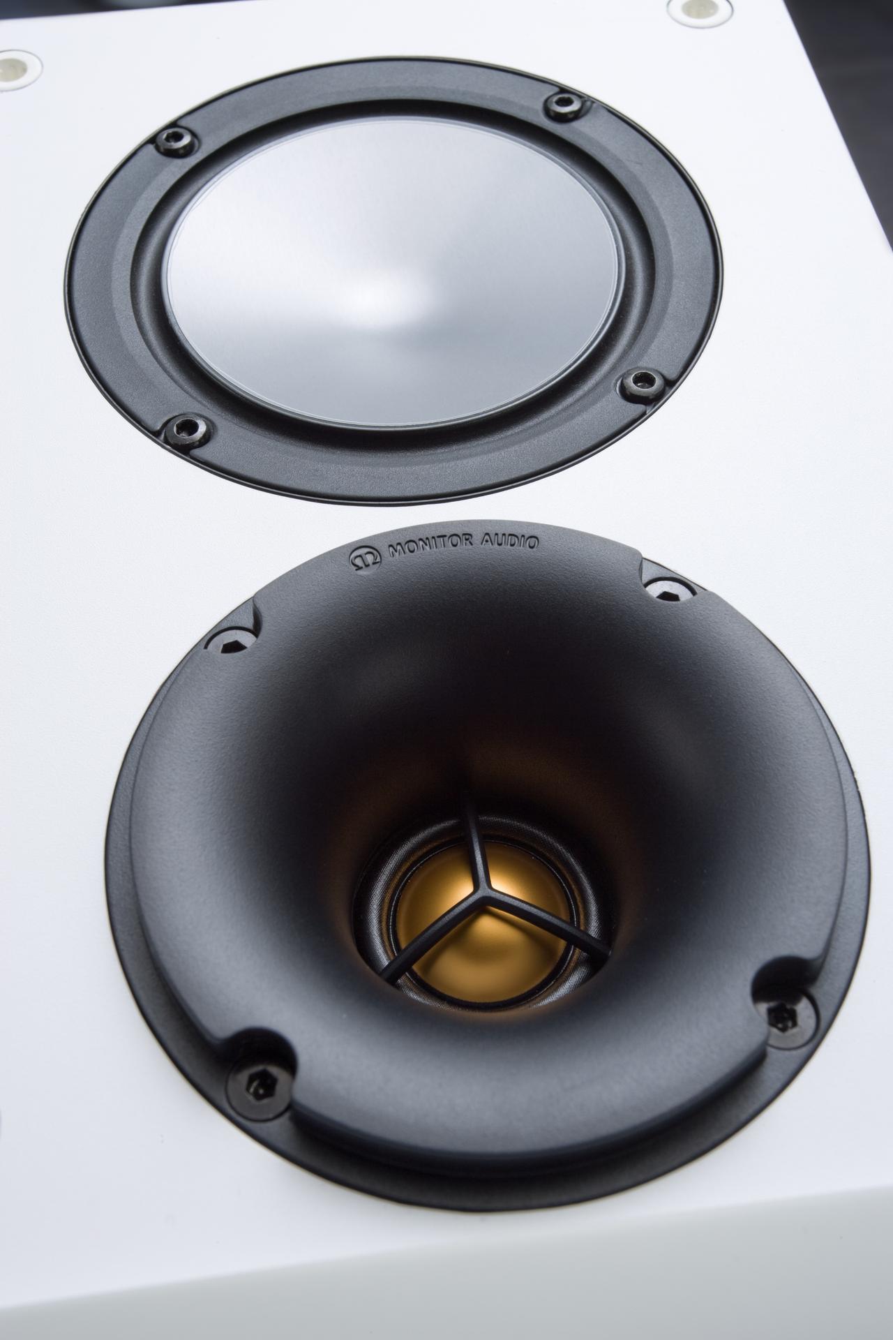 Parlantes Bronze AMS Dolby Atmos®