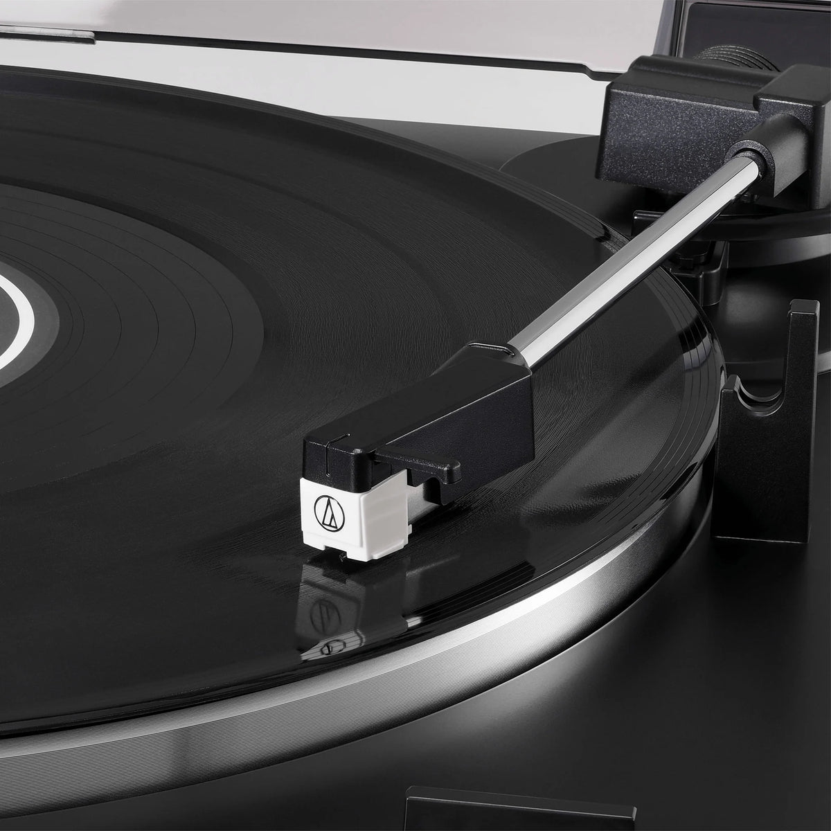 Audio-Technica Tornamesa Automática AT-LP60X