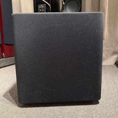 Kit KEF Parlantes R3 Meta+ Pedestales + Subwoofer Kube 12Mie (CONSIGNACIÓN)