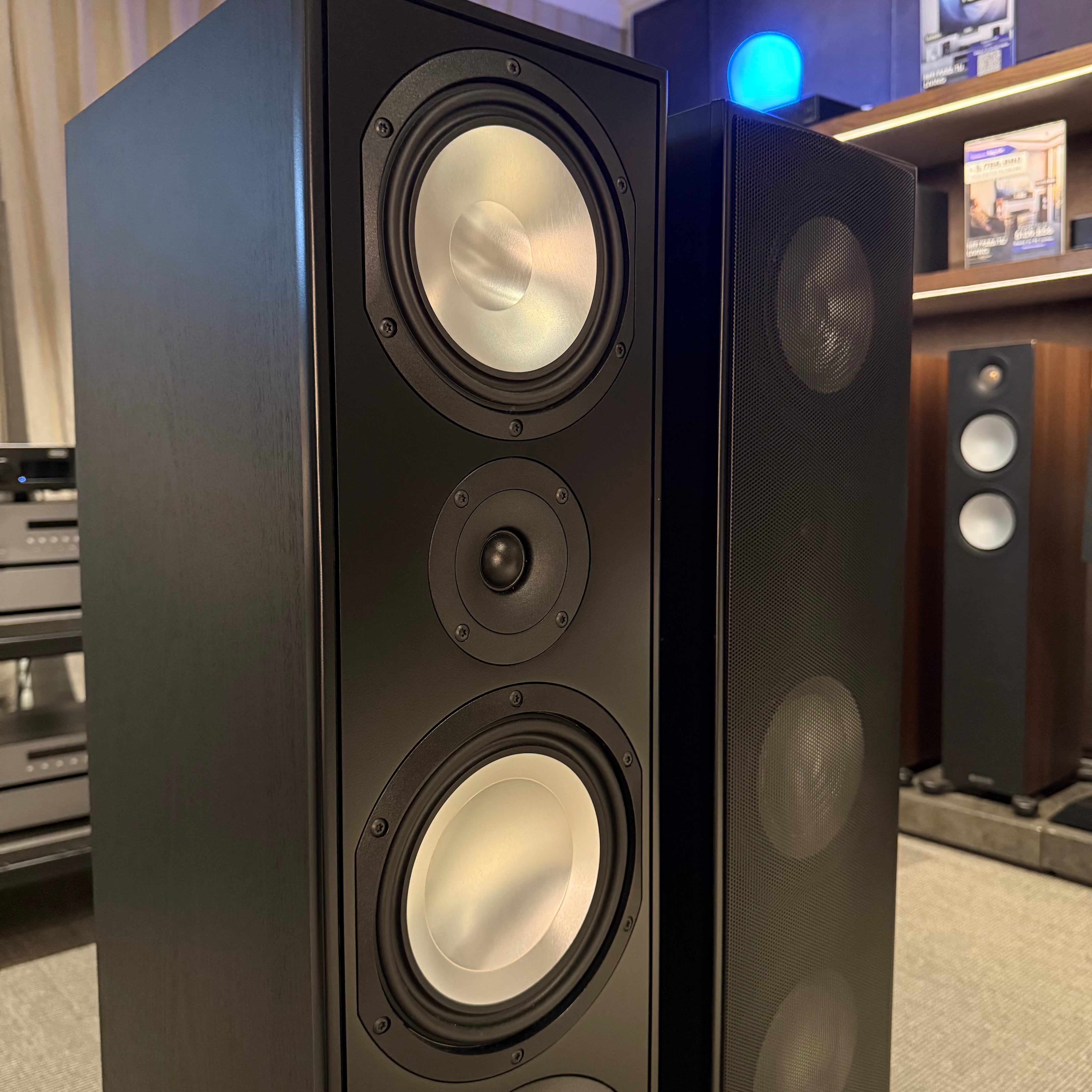 Canton Parlantes Columnas GLE 490.2 Black – PAR (CONSIGNACIÓN)