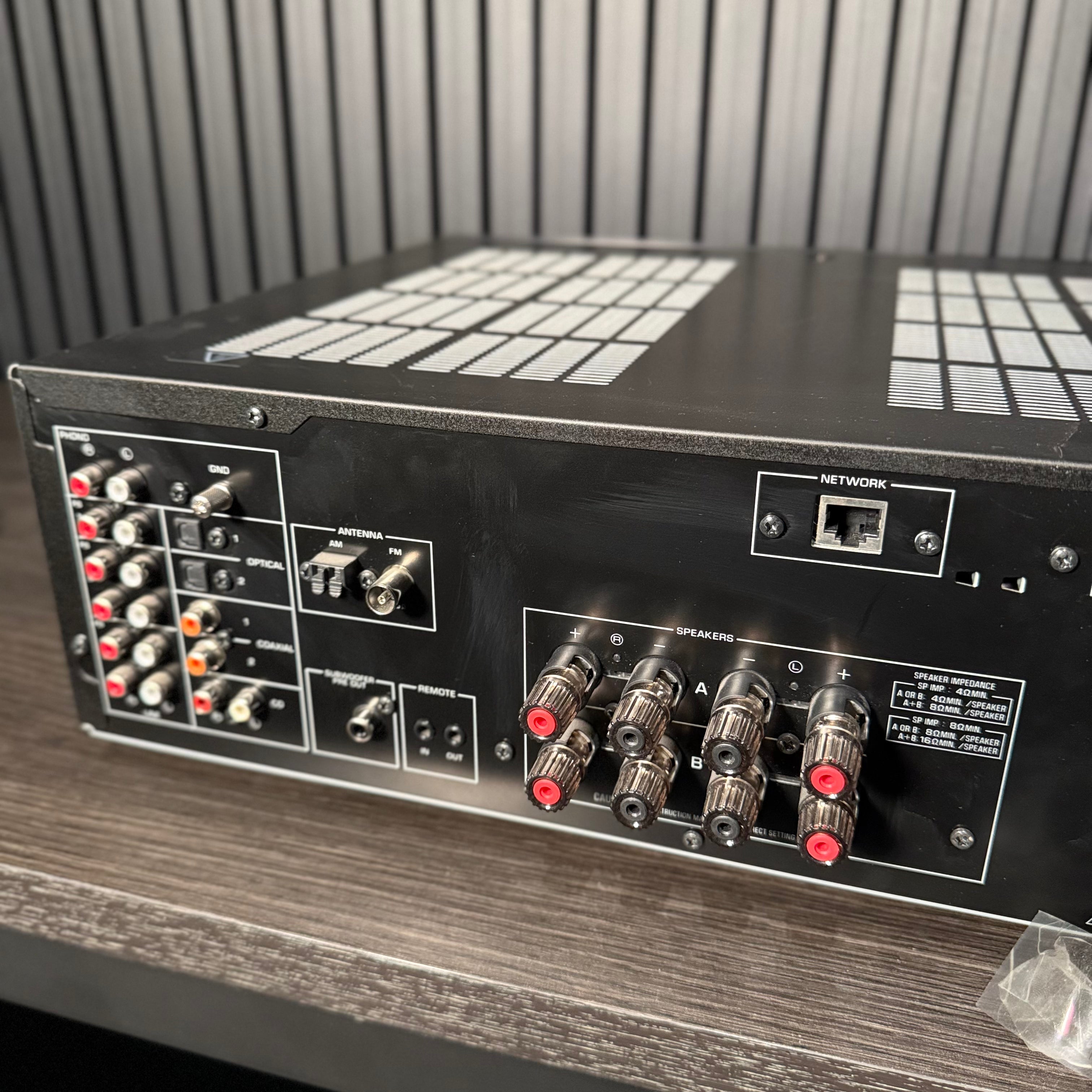 Yamaha Receiver R-N500 (CONSIGNACIÓN)