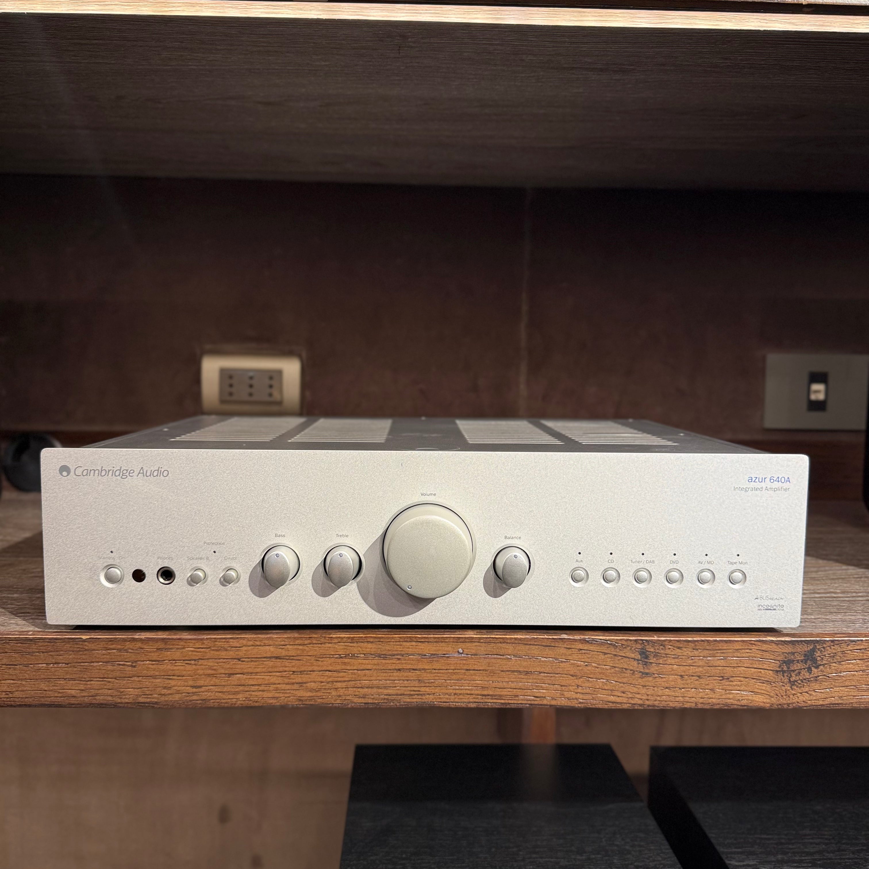 Cambridge Audio Amplificador Integrado Azur 640A (USADO)