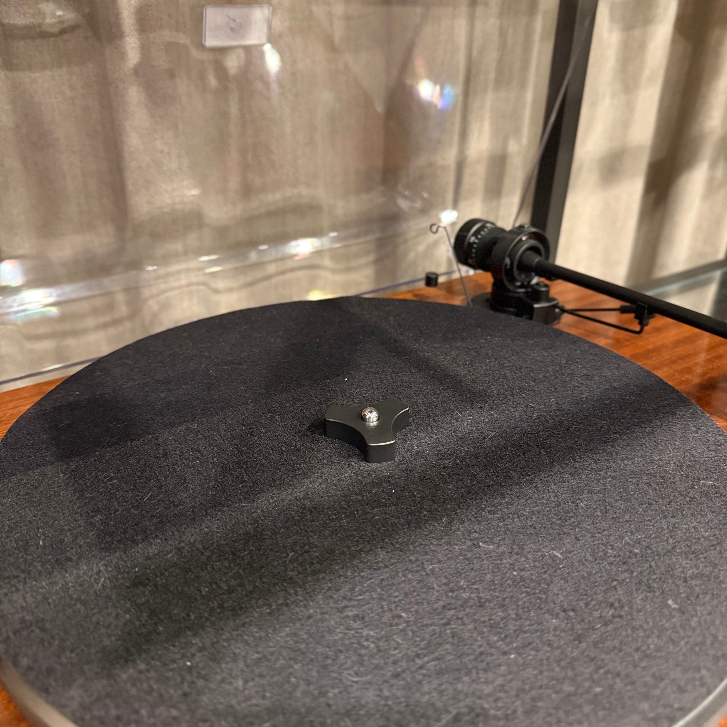 Tornamesa Thorens TD 295 MK IV – Semiautomática de Tracción por Correa (CONSIGNACIÓN)