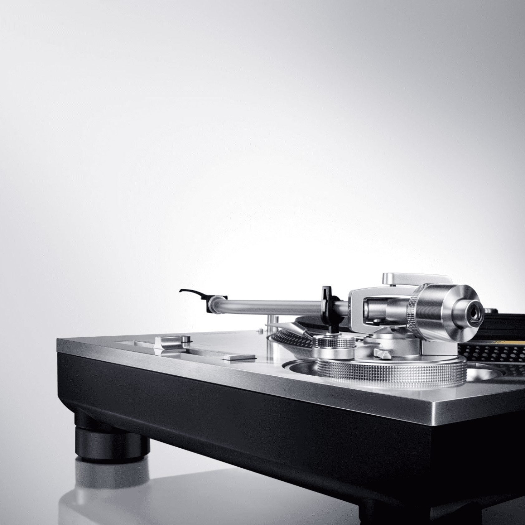 Tornamesa Technics SL-1200G (GEG) –  Grand Class Direct Drive